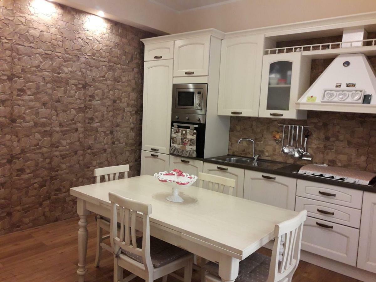 La Casa Della Sposa Apartment Трани Екстериор снимка