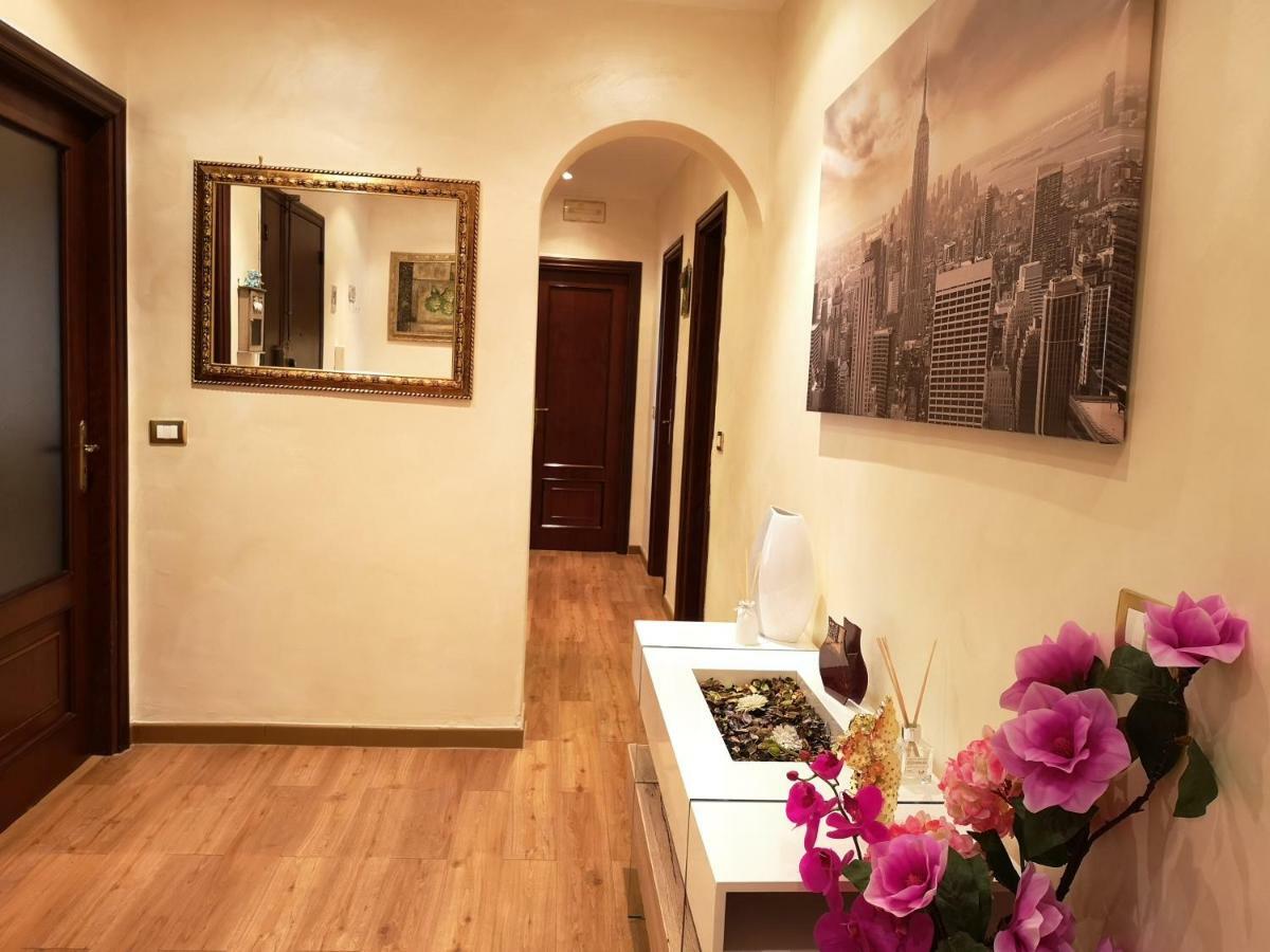La Casa Della Sposa Apartment Трани Екстериор снимка